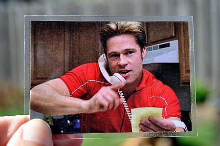Magnet of Brad Pitt in the film Burn After Reading.